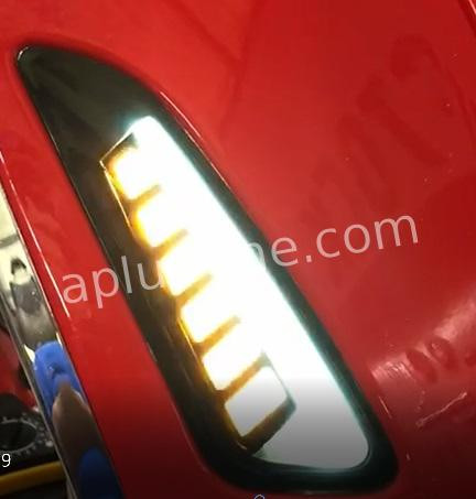 Knipperlichtset voorkant Vespa Sprint - Primavera. Aplus smoke tube met dagrijverlichting en weglopend matrix effect, Audi style.